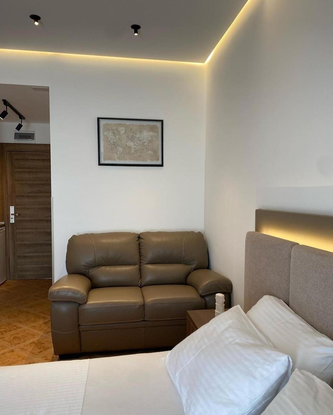 Hotel Comfort & Villas Donji Stoj Exterior foto