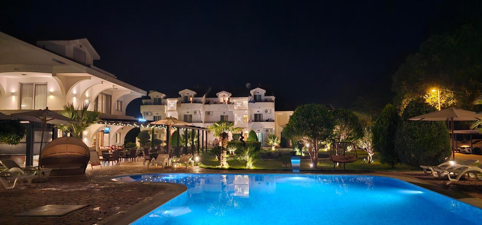 Hotel Comfort & Villas Donji Stoj Exterior foto